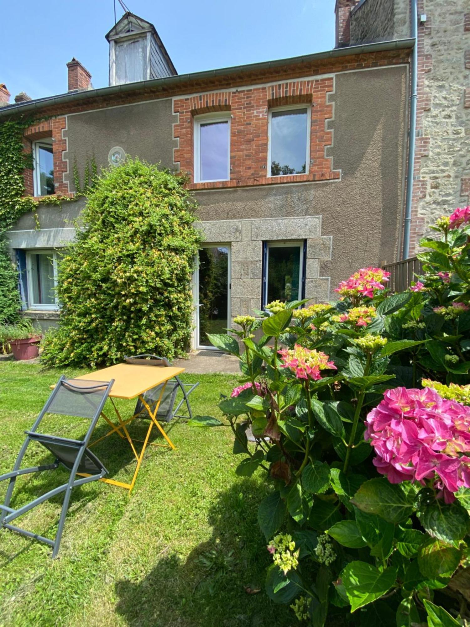 Villa Le Nid D'Eugenie Blaudeix Exterior foto
